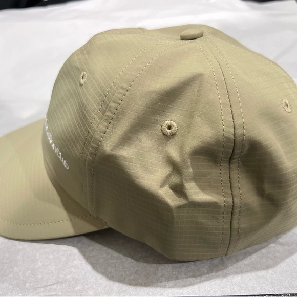 Disney Mickey Mouse baseball cap one size adjustable Aulani Resort Hawaii NEW - Picture 2 of 6